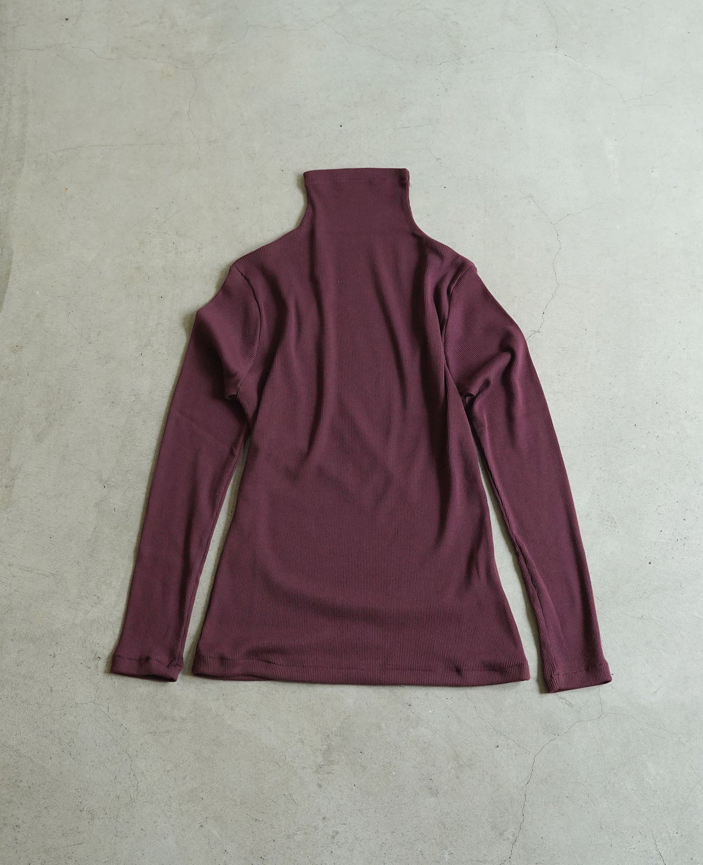 Ribbed high neck