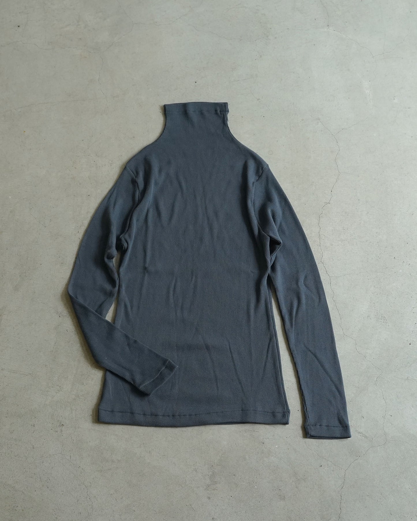 Ribbed high neck