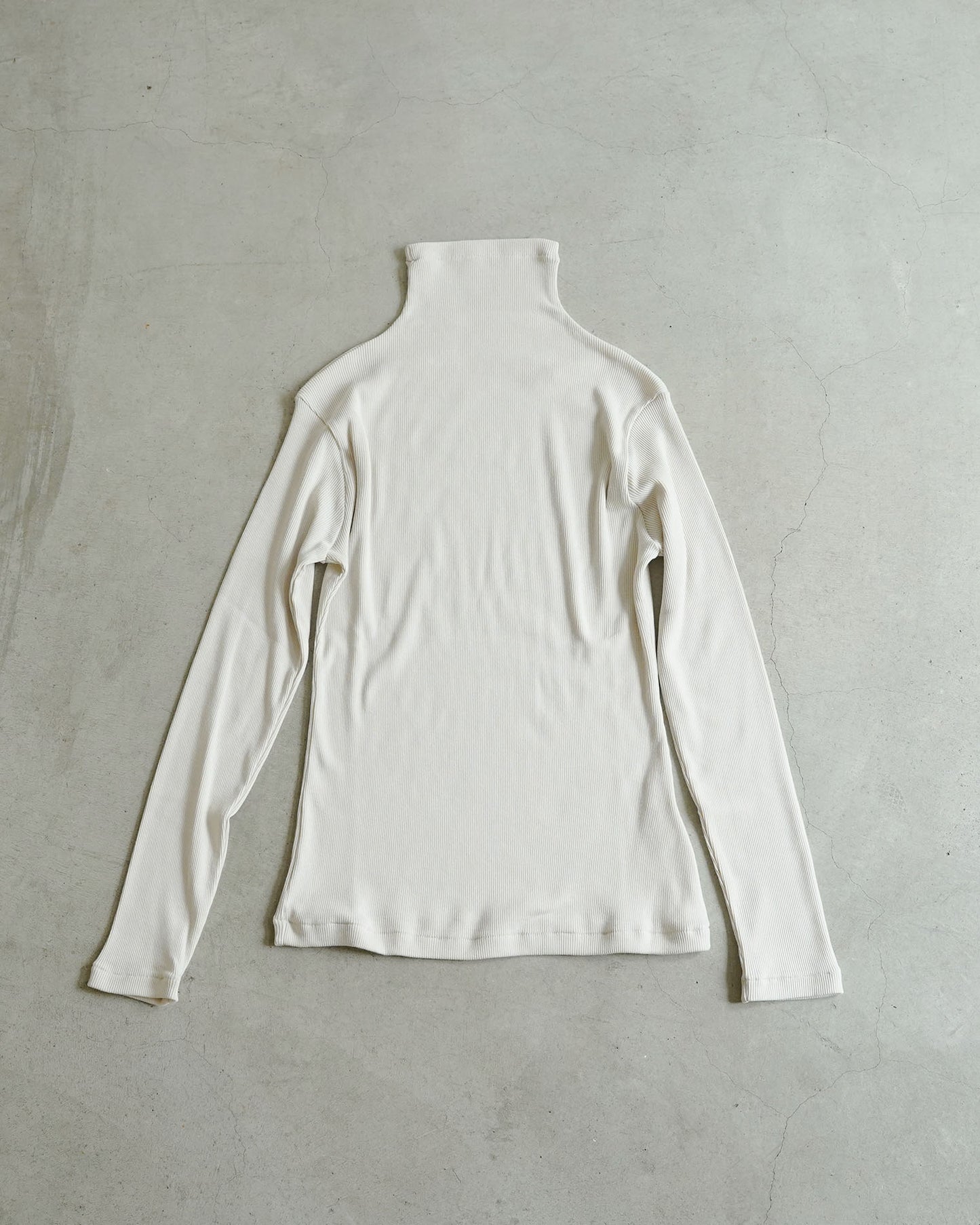 Ribbed high neck