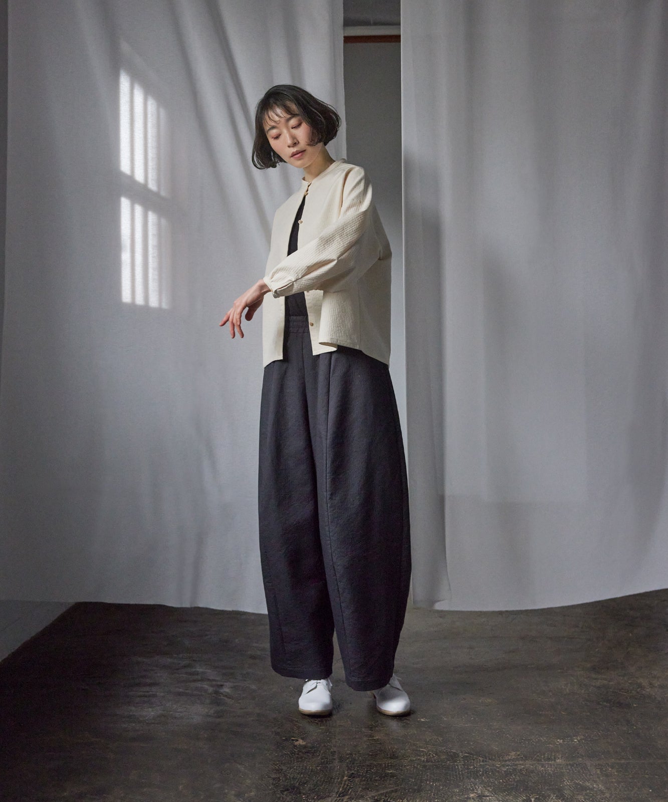 Under construction | [Released on 10/05] Wide pants, puffed woven cotton