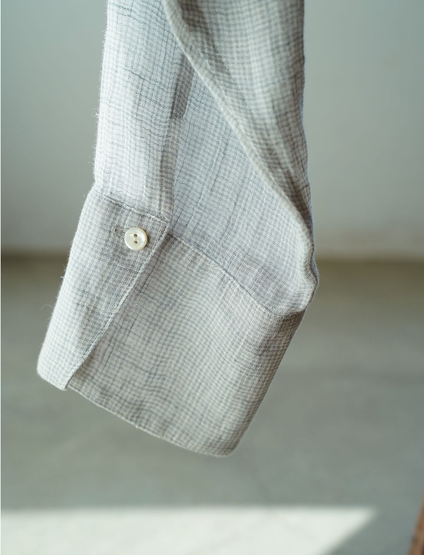 [On sale from 12:00 on Saturday, March 1st] Overshirt / Sheer linen houndstooth GY