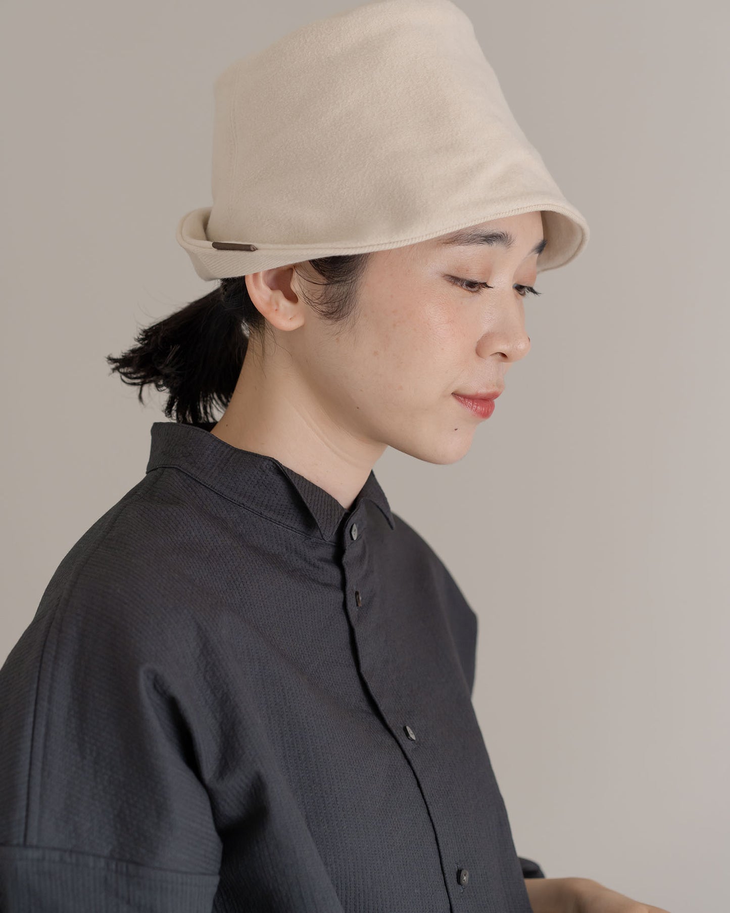 クロシェハット / ナッピングコットンツイル / アイボリー