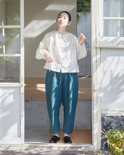 [Available from 12:00 PM on Saturday, September 13th] Tapered Pants / Heavy Linen Twill / Green