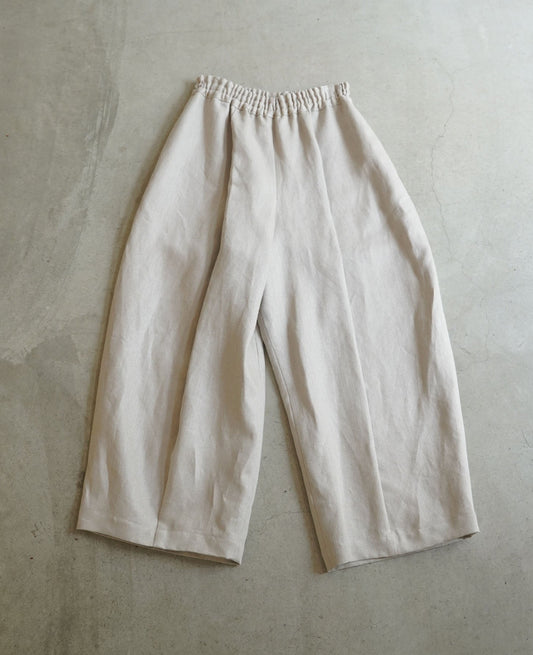 wide pants in heavy linen twill