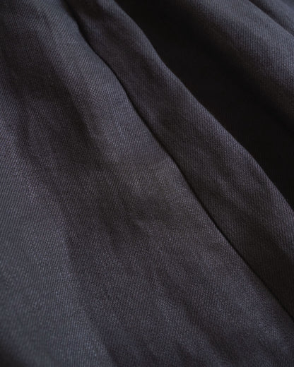 [Available from 12:00 PM on Saturday, September 13th] Tuck Vest / Heavy Linen Twill / Black