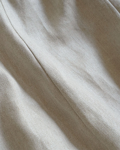 [Available from 12:00 PM on Saturday, September 13th] Tucked Vest / Heavy Linen Twill / Beige