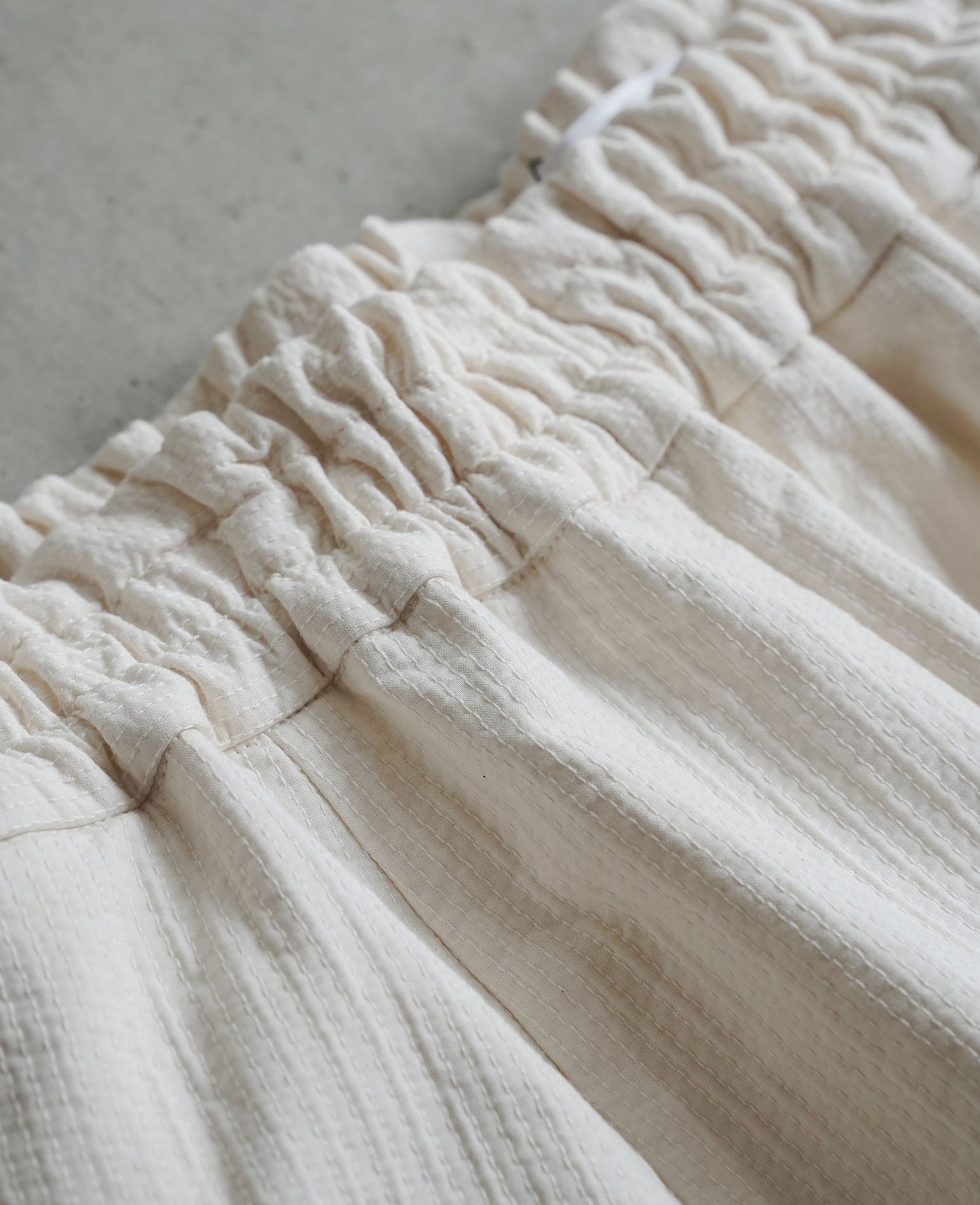 ワイドパンツ / ラインステッチコットン / アイボリー