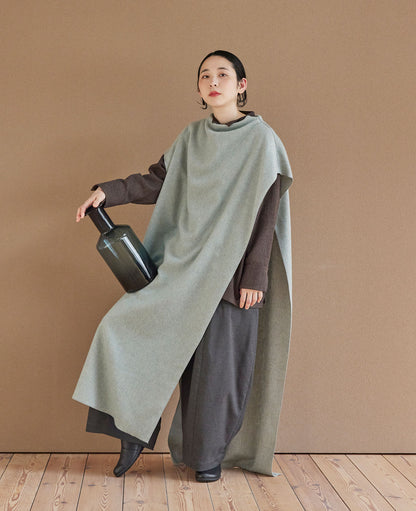 プレイフルケープ / シャギーウール / ライトベージュ