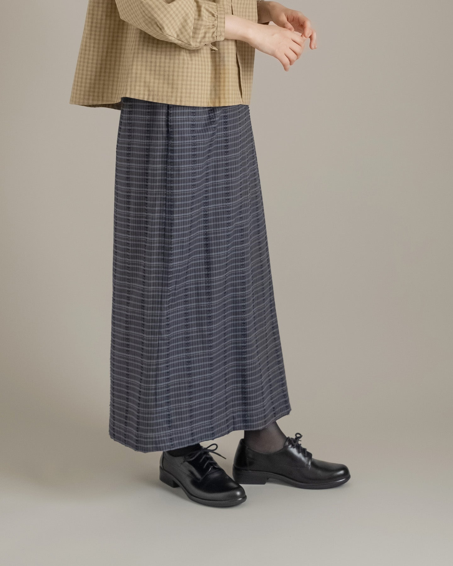 【12月6日(土)12時～発売】ストレートスカート / フリンジチェック / ブルー