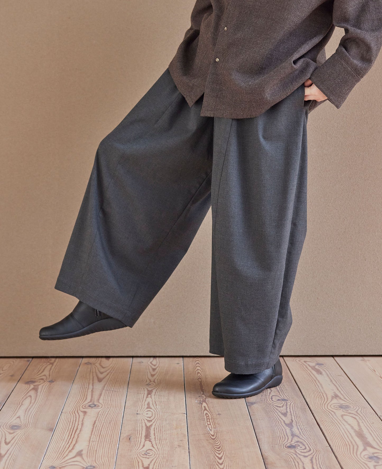 ワイドパンツ / TRツイル