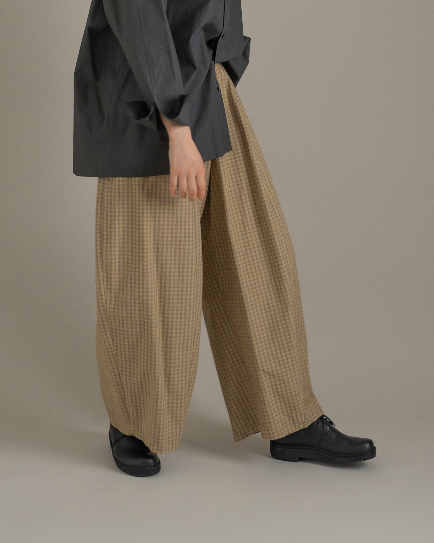 ワイドパンツ – entwa