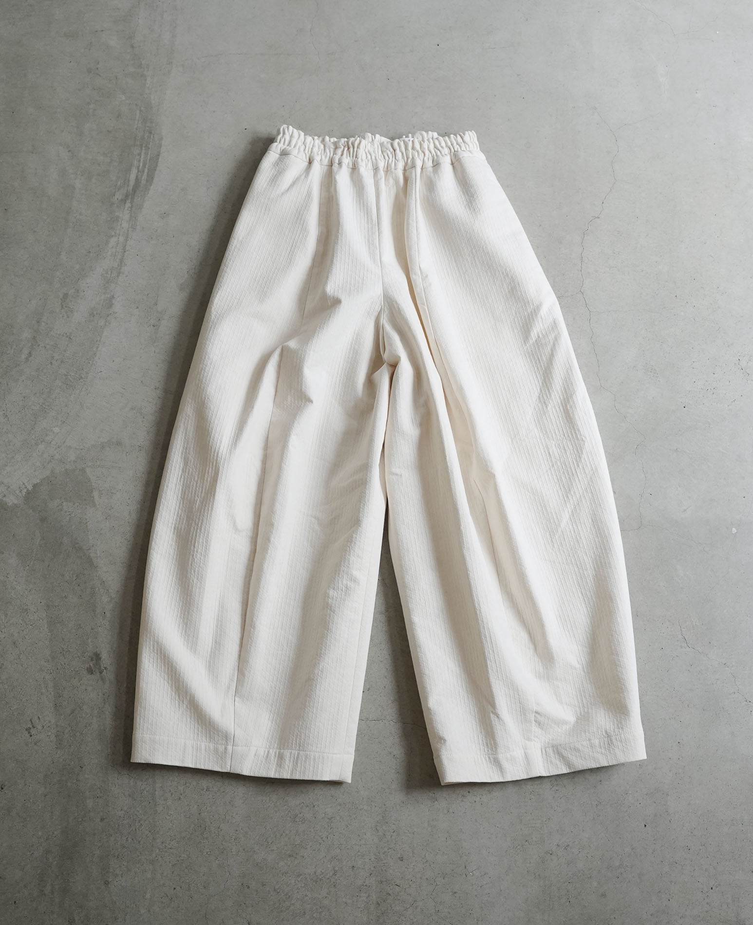ワイドパンツ / ラインステッチコットン / アイボリー – entwa