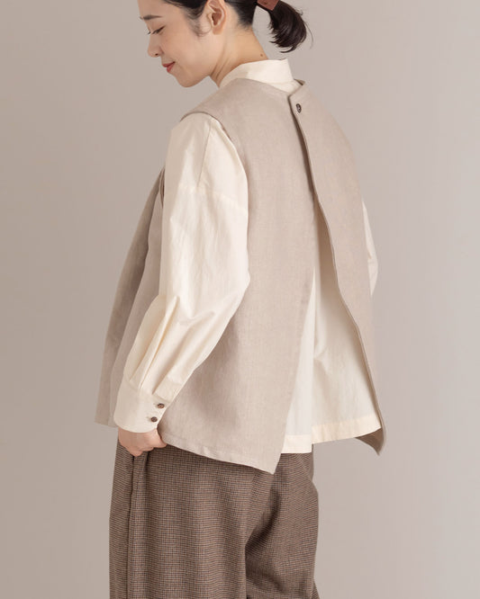 [Available from 12:00 PM on Saturday, September 13th] Tucked Vest / Heavy Linen Twill / Beige
