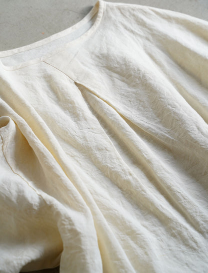 [On sale from 12:00 on Saturday, April 5th] Tuck pullover / Fanage linen