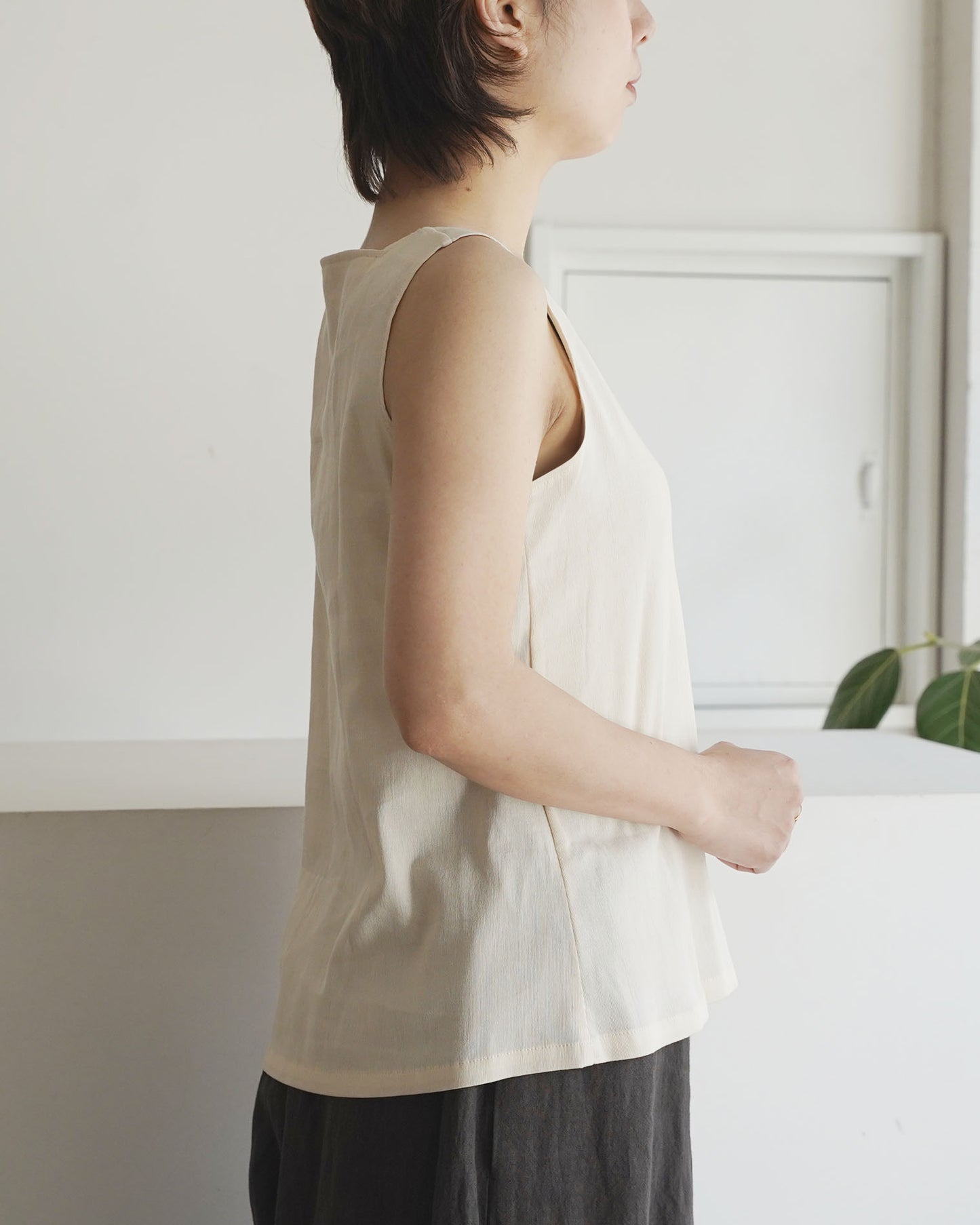 スクエアネックカットソー/ビワコットン