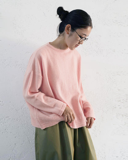 【Available October 24】Lambswool Crew Neck Sweater