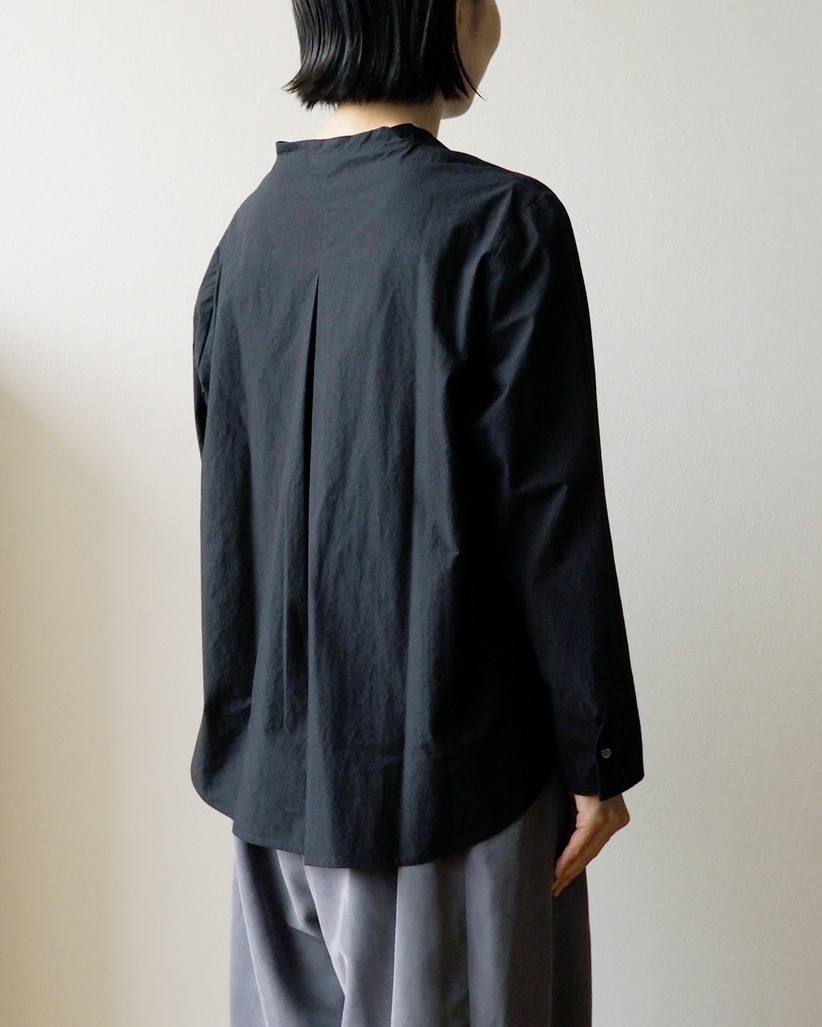 [Available October 17] Kitchen Shirt - Typewriter Cotton