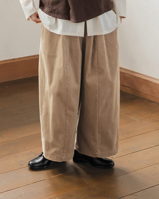 [Available October 24] Corduroy Wide-Leg Pants
