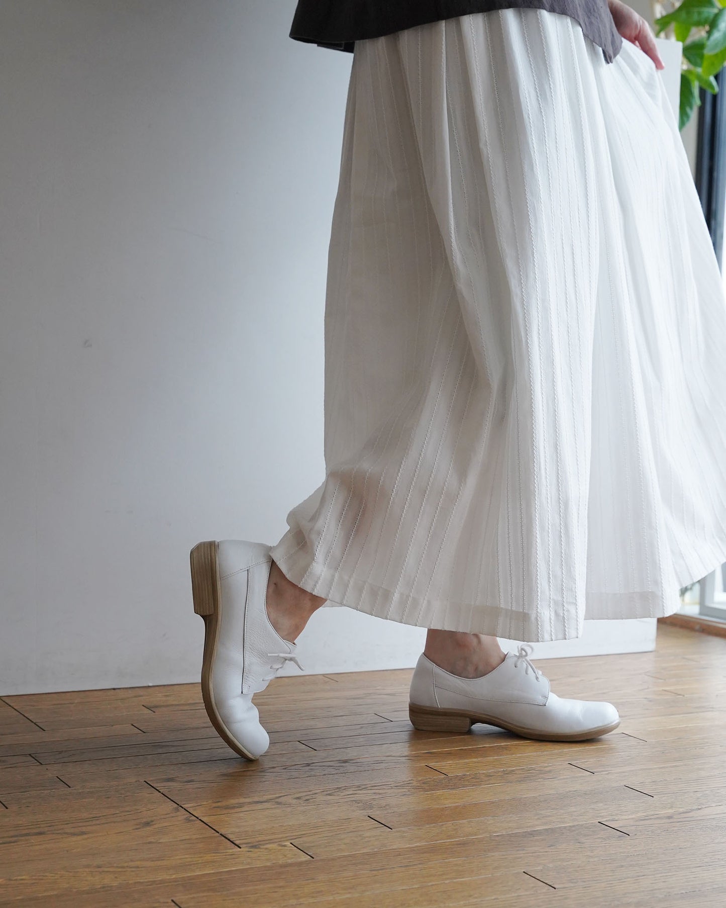 Box Tuck Skirt / Cotton Lace