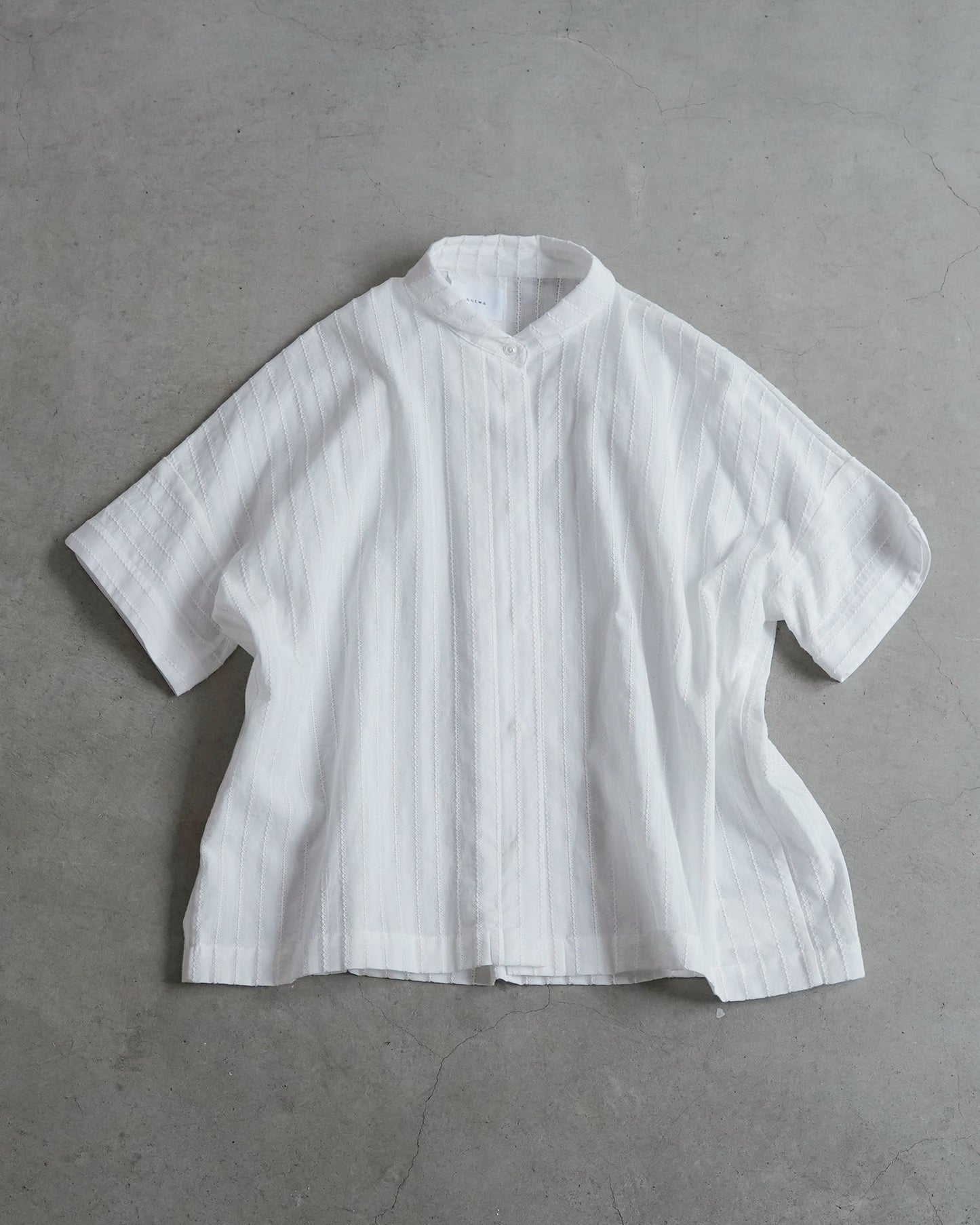 Short-Sleeve Dutch Collar Shirt / Cotton Lace
