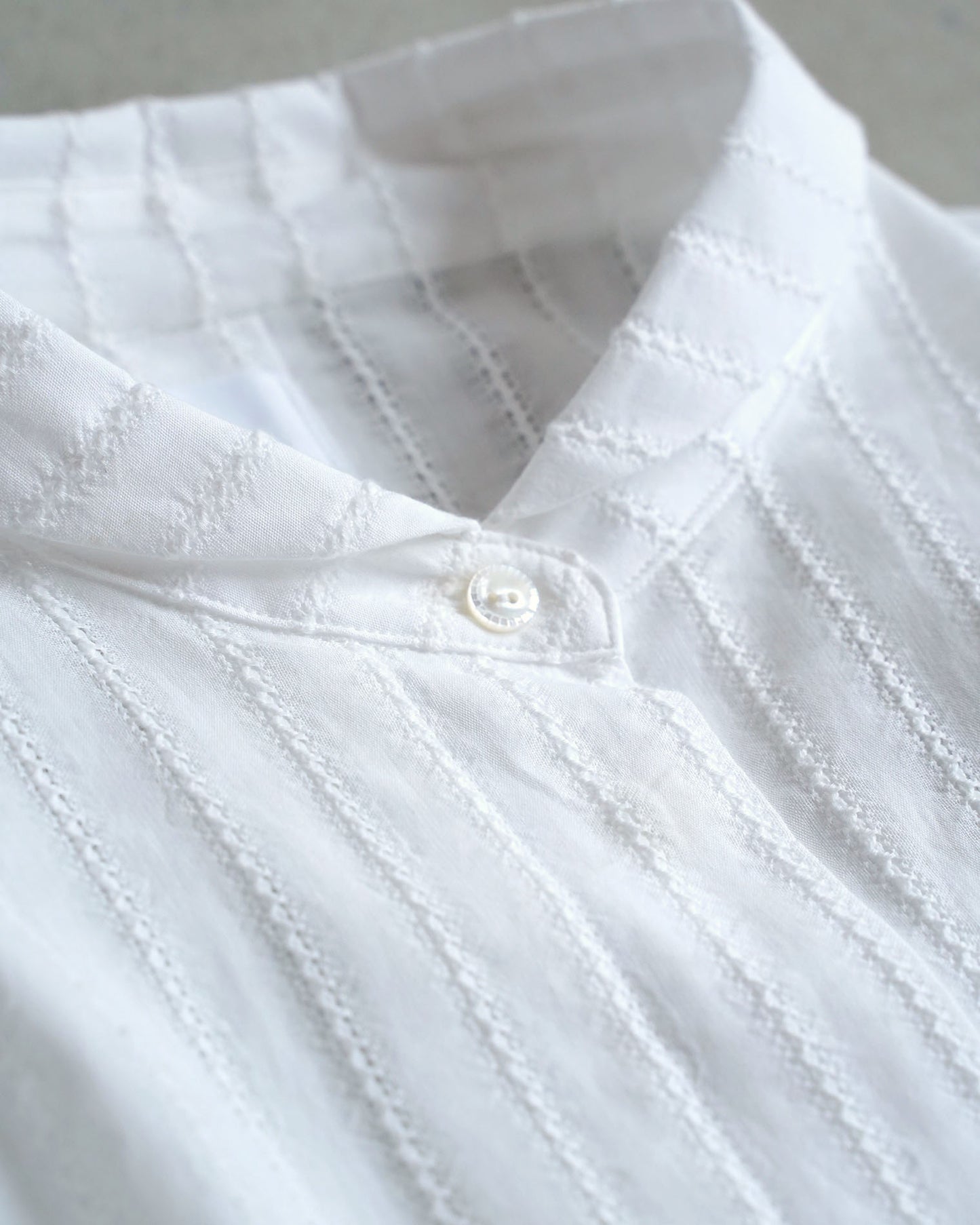 Short-Sleeve Dutch Collar Shirt / Cotton Lace