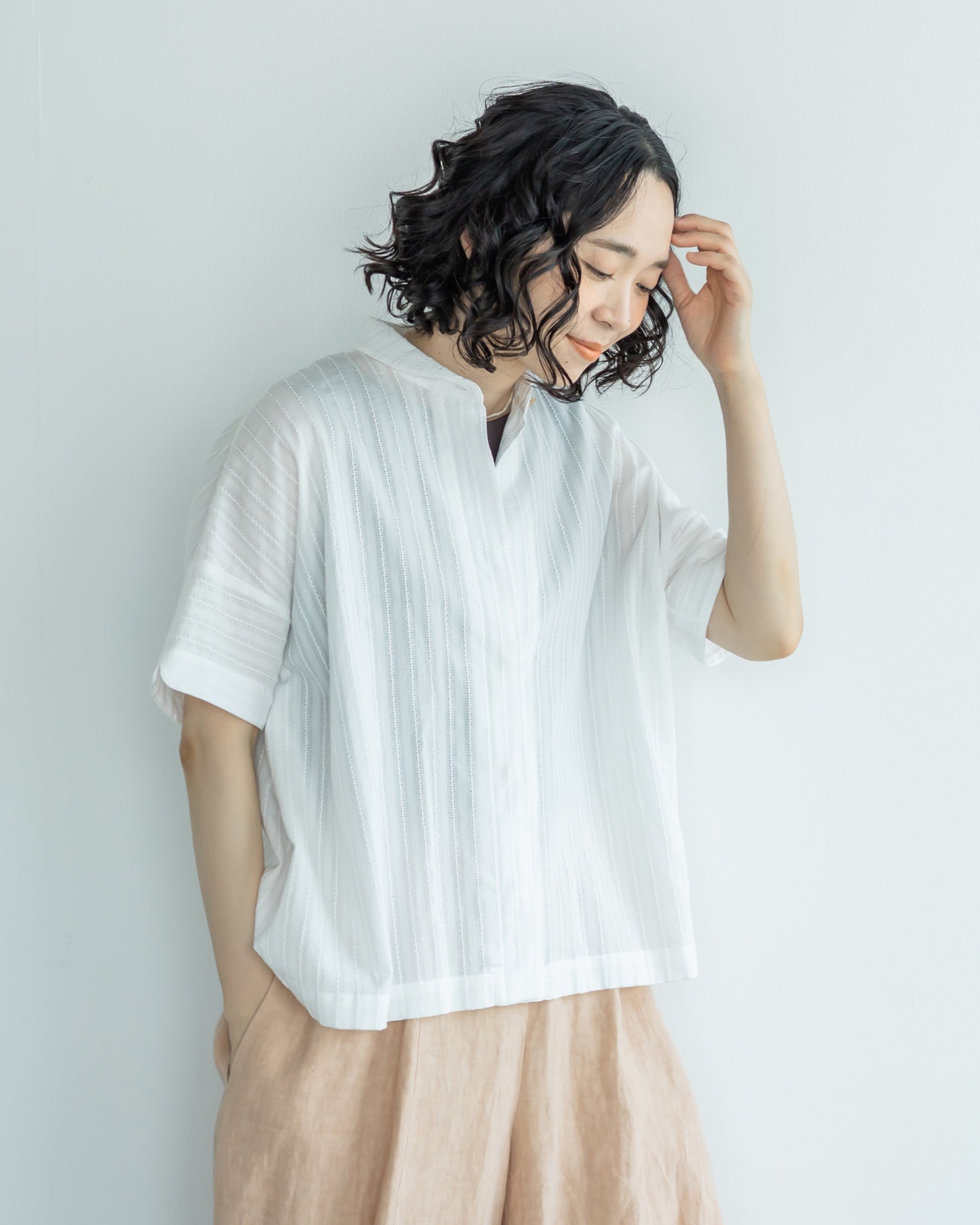 Short-Sleeve Dutch Collar Shirt / Cotton Lace