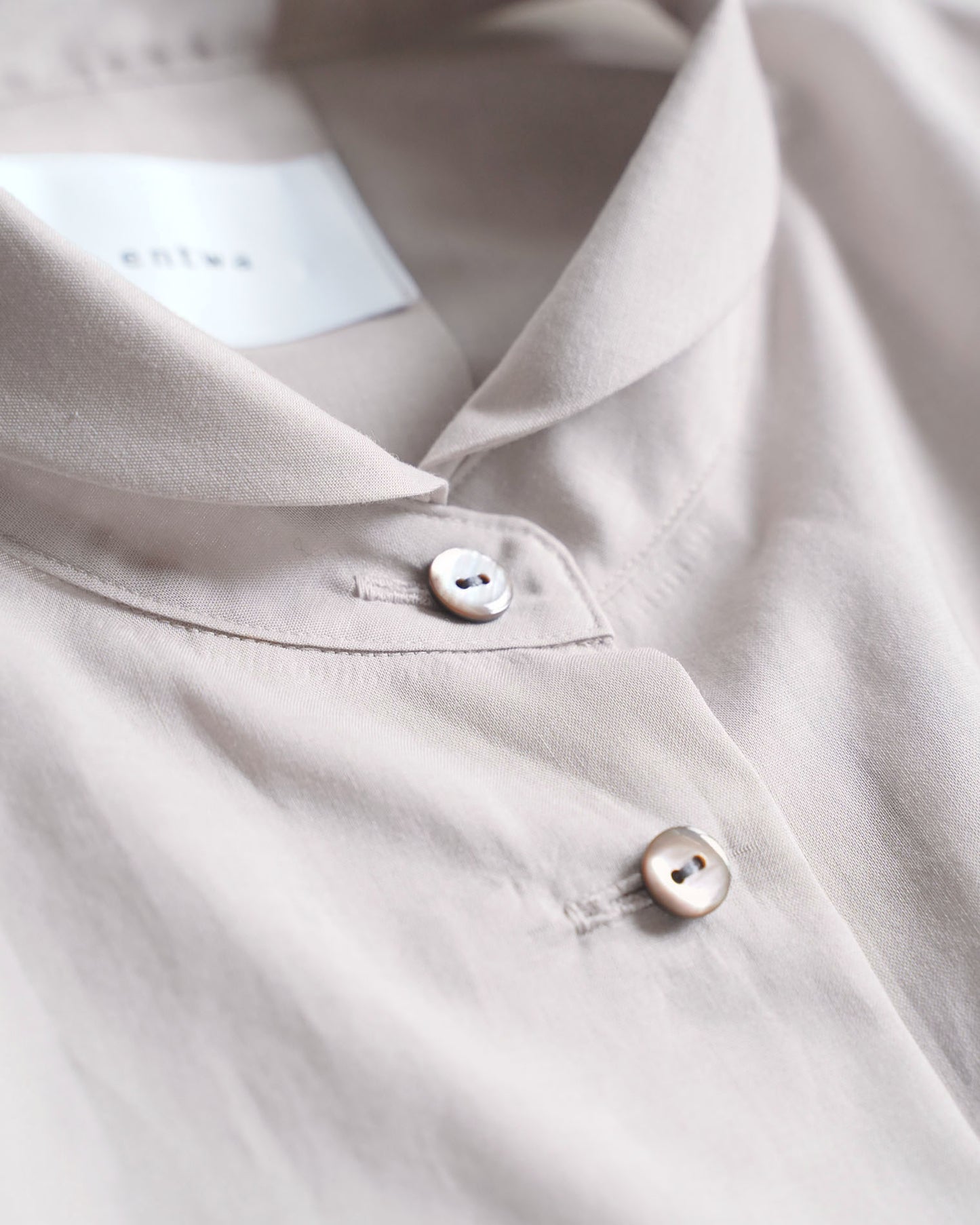 Dutch Collar Shirt / Cotton Lawn