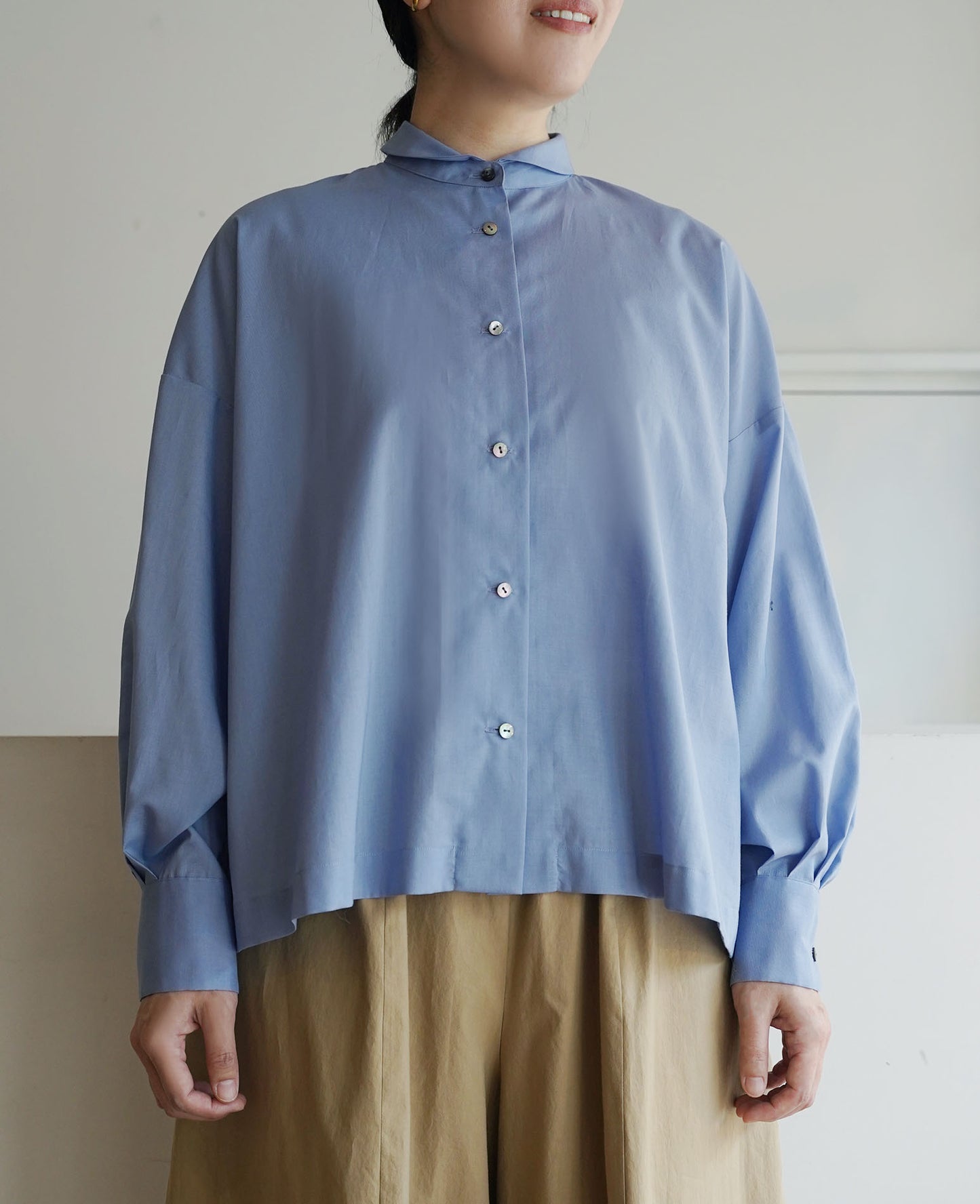 Dutch collar shirt / cotton lawn