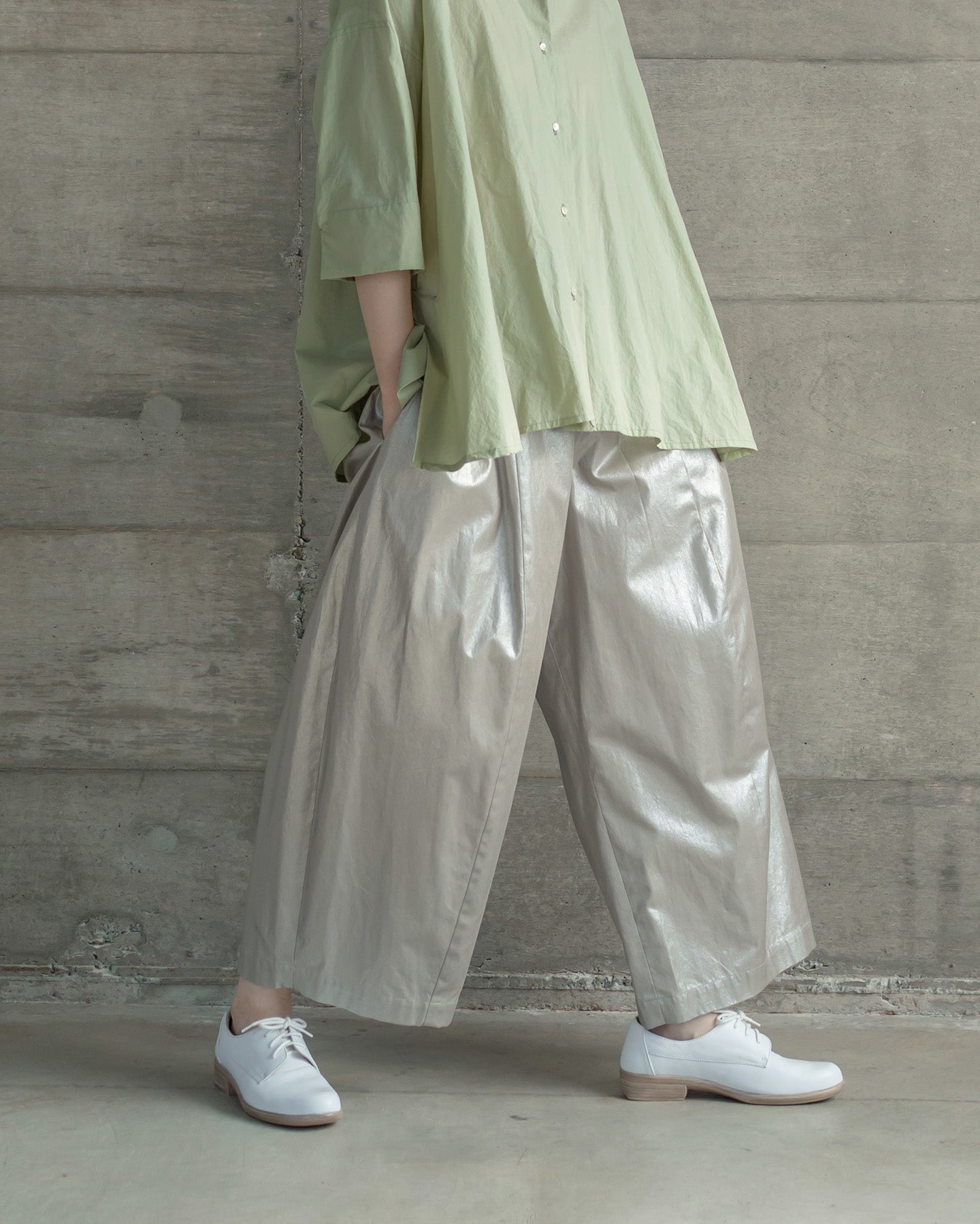 Wide-Leg Pants/HAKU