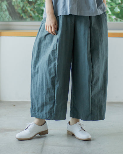 Wide pants / cotton-nylon typewriter