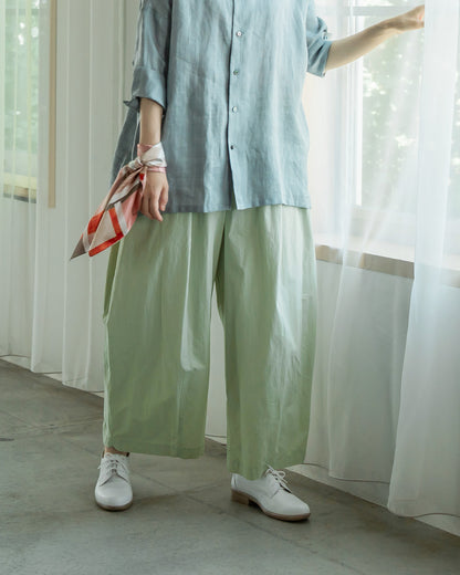 Wide pants/cotton-nylon typewriter