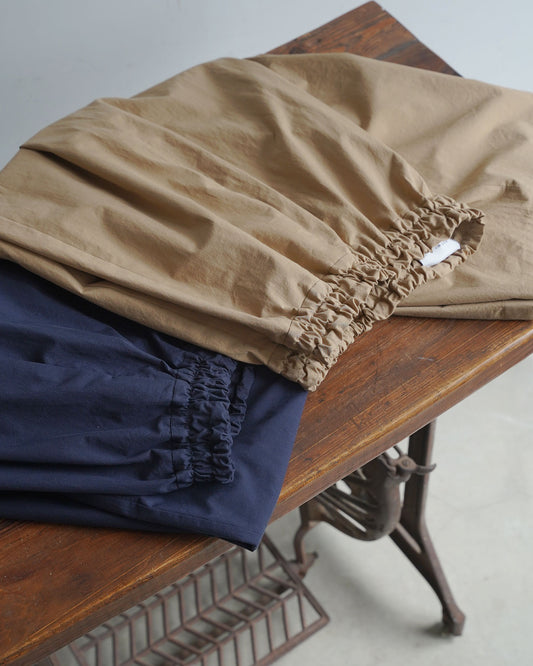 [Available from 12:00 PM on Saturday, March 14th] Wide-leg pants/Omi-bleached cotton twill