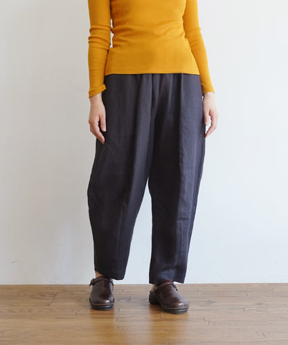 Tapered pants in heavy linen twill