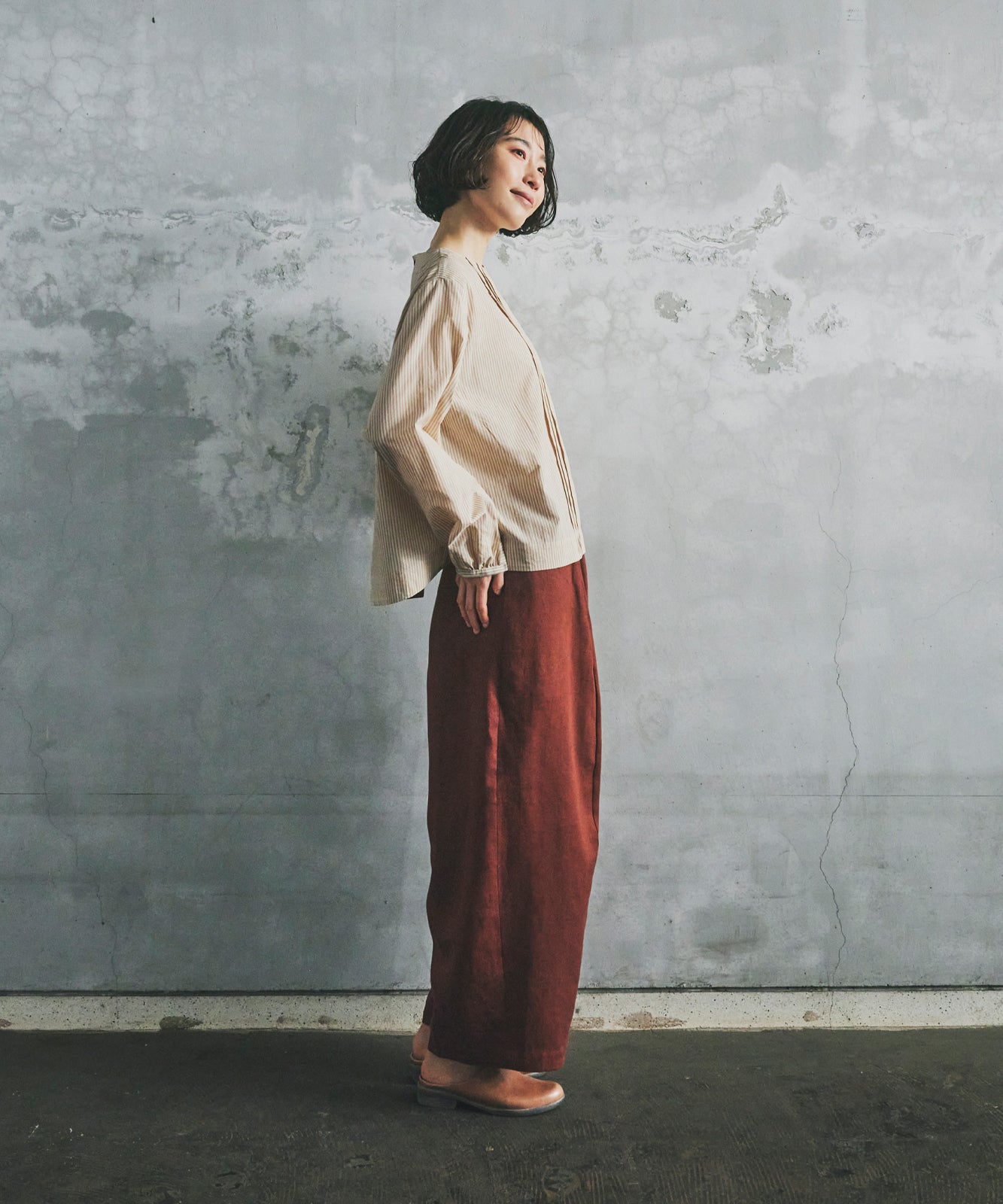 Wide pants in heavy linen twill