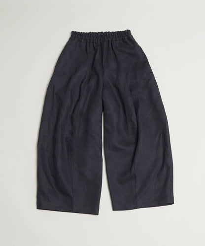 Wide pants in heavy linen twill